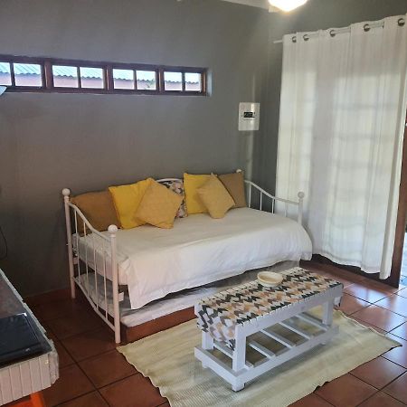 Chez Vincent Hotel Mbombela Buitenkant foto