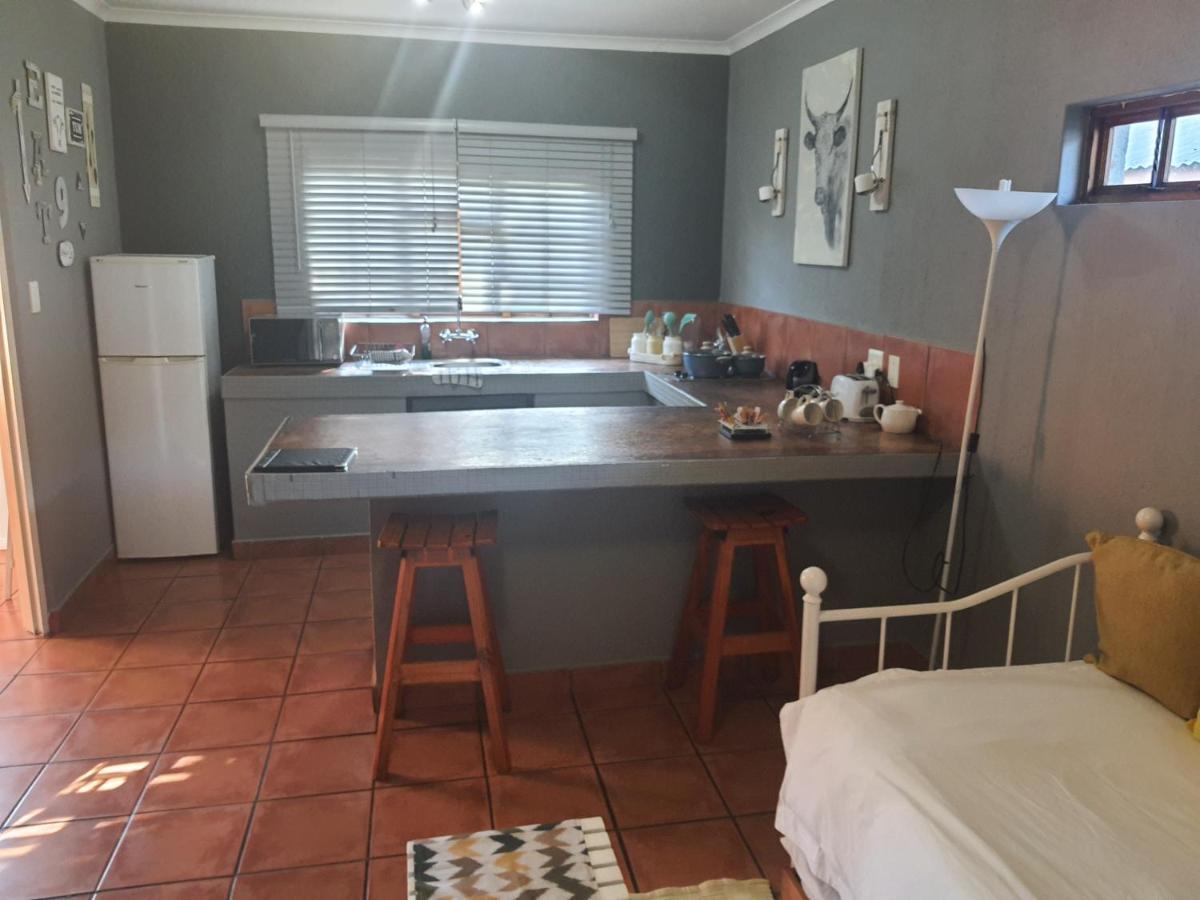 Chez Vincent Hotel Mbombela Buitenkant foto