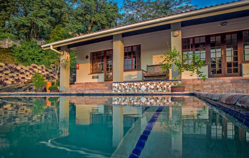 Chez Vincent Hotel Mbombela Buitenkant foto